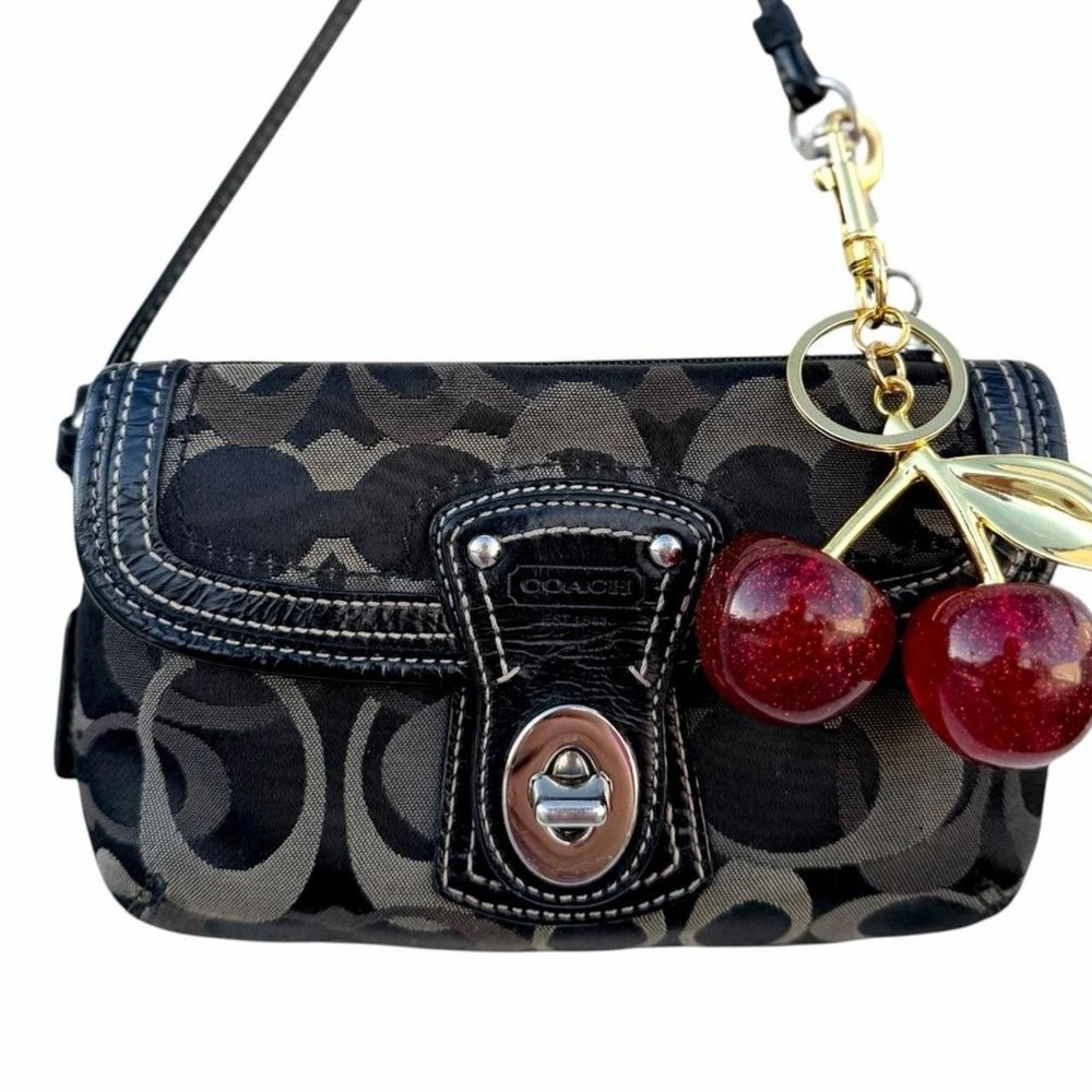 Vintage y2k Coach black gray c signature pattern turnlock wristlet front flap